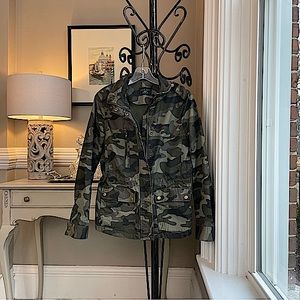 Love Tree Womens Jacket Medium Green Full Zip Camouflage Outdoor Coat Ladies